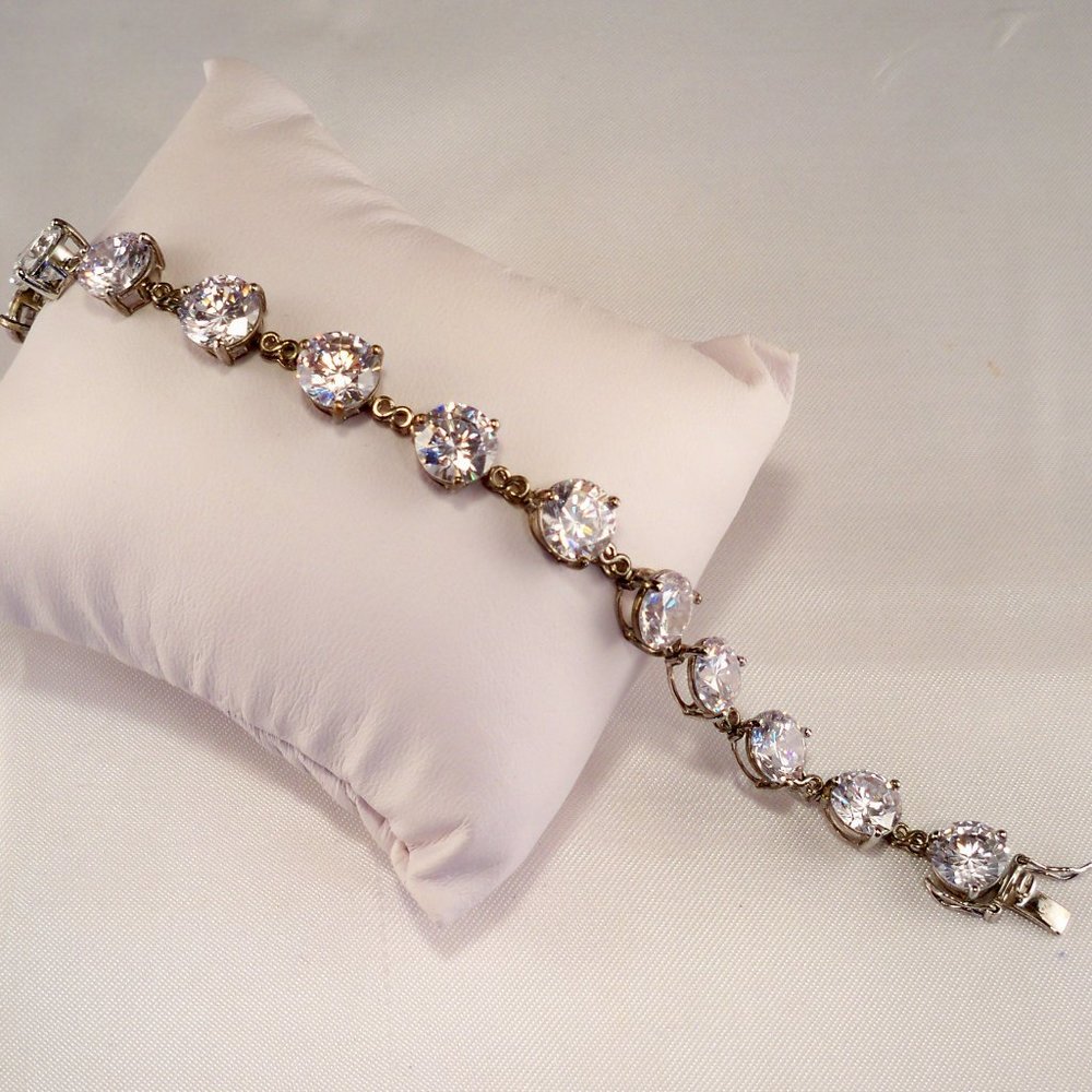 NEW Vintage Round Cut Cubic Zirconias Silver Designer Bracelet